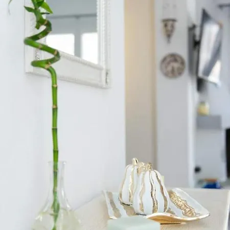 Almyra Seaside House * Kamarai